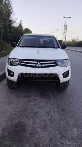 Mitsubishi L200 2014, 483,060 km - 2.5 л - Bakı