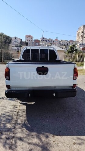 Mitsubishi L200 2014, 483,060 km - 2.5 л - Bakı