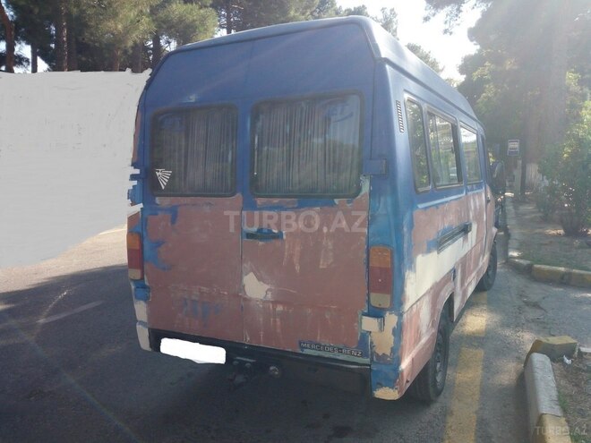 Mercedes 208 D 1991, 250,000 km - 2.3 l - Bakı