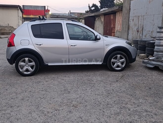 Dacia  2011, 275,000 km - 1.5 l - Salyan