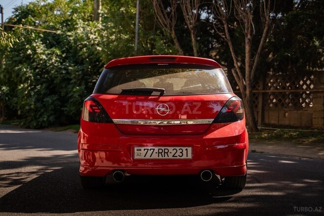 Opel Astra 2009, 250,000 km - 1.4 l - Bakı
