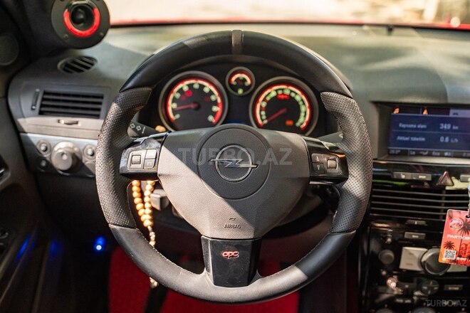 Opel Astra 2009, 250,000 km - 1.4 l - Bakı