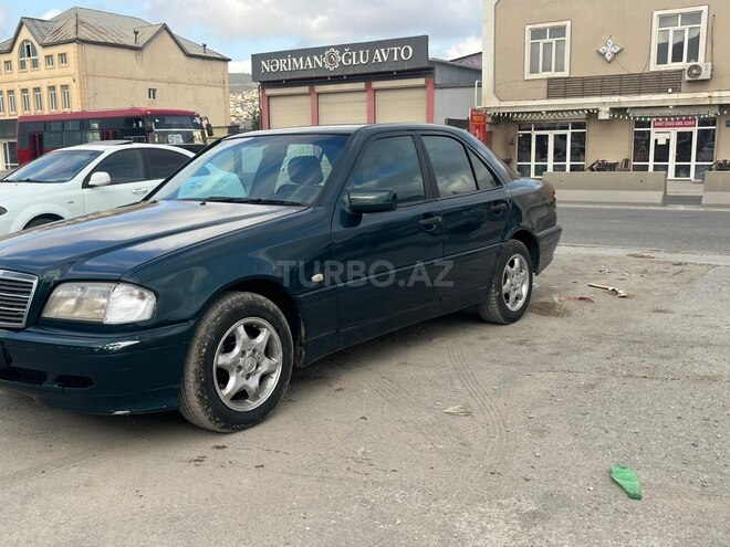 Mercedes C 220 1999, 605,247 km - 2.2 l - Bakı
