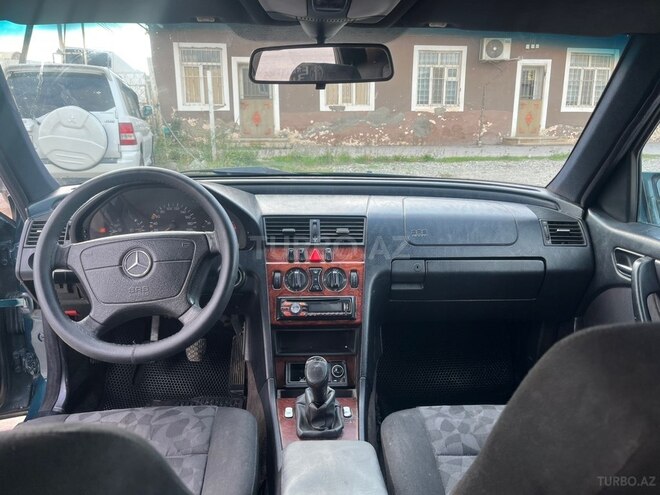 Mercedes C 220 1999, 605,247 km - 2.2 l - Bakı