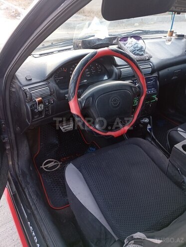 Opel Astra 1996, 322,161 km - 1.6 l - Bakı