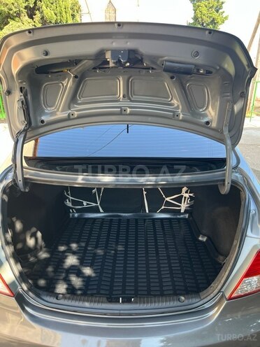 Hyundai Accent 2011, 330,000 km - 1.6 l - Bakı