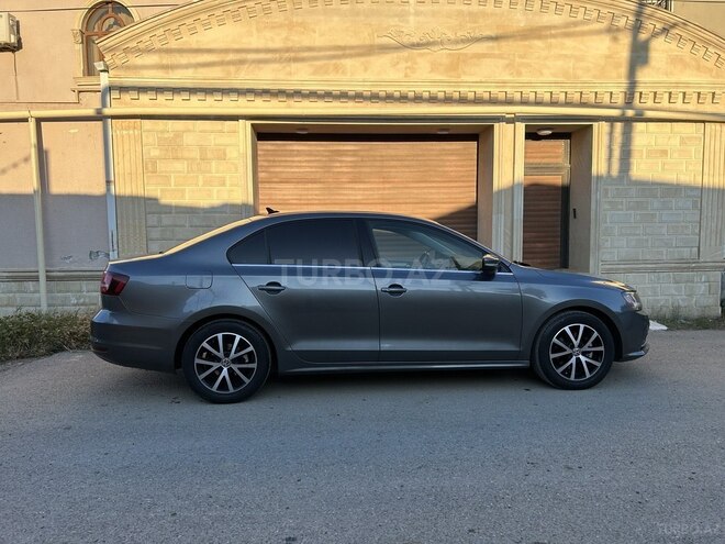 Volkswagen Jetta 2017, 161,000 km - 1.4 l - Bakı