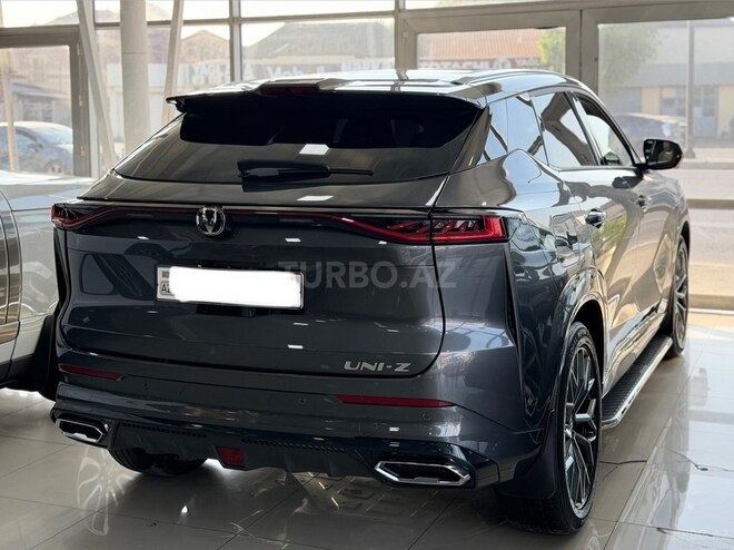Changan  2025, 18,000 km - 1.5 л - Bakı