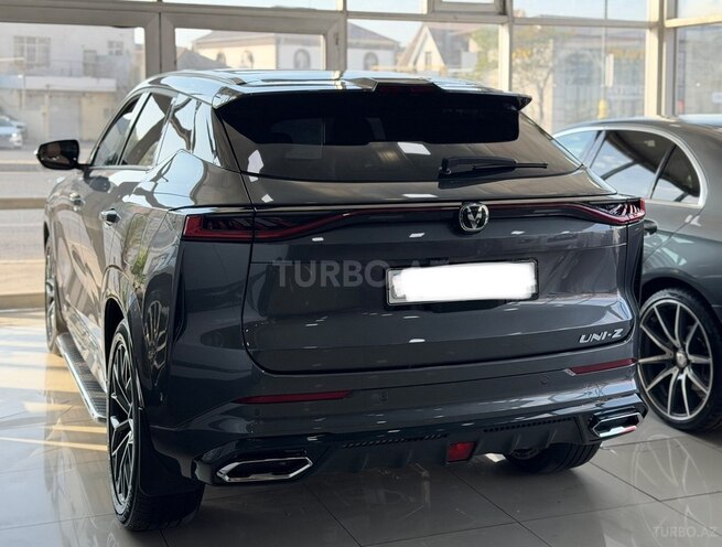 Changan  2025, 18,000 km - 1.5 л - Bakı