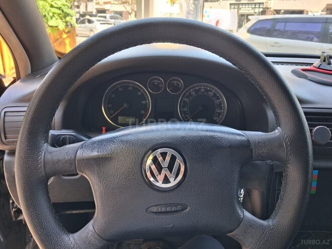 Volkswagen Passat 2003, 184,300 km - 1.8 l - Bakı
