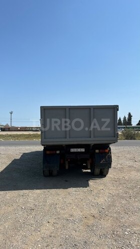 KamAz 6520 1992, 350,000 km - 11.0 l - Salyan