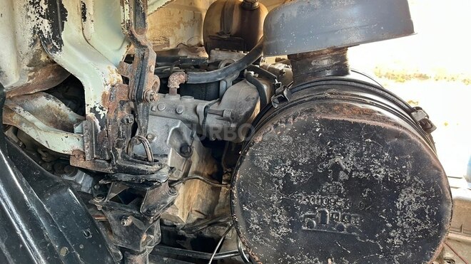 KamAz 6520 1992, 350,000 km - 11.0 l - Salyan
