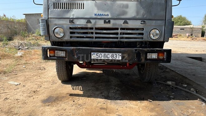 KamAz 6520 1992, 350,000 km - 11.0 l - Salyan