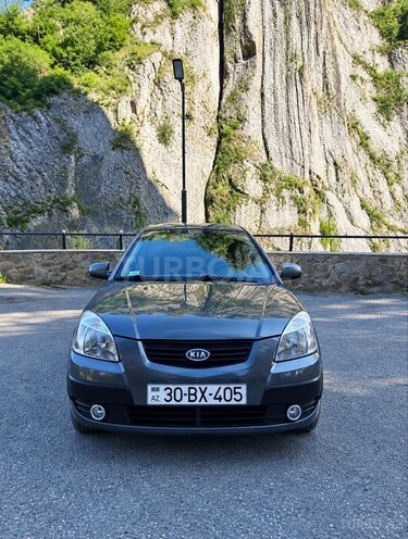Kia Rio 2008, 315,000 km - 1.4 l - Quba