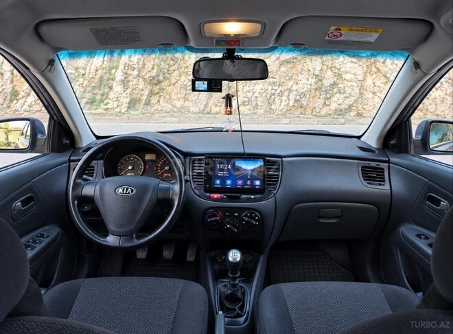 Kia Rio 2008, 315,000 km - 1.4 l - Quba