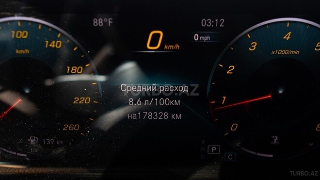 Mercedes GLB 250 4MATIC 2019, 178,000 km - 2.0 l - Bakı