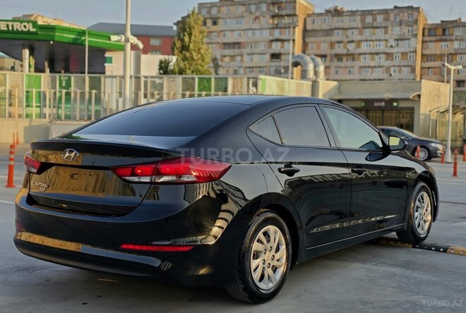 Hyundai Elantra 2018, 128,748 km - 2.0 l - Bakı