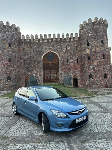Hyundai i30 2011, 289,000 km - 1.6 л - Tovuz