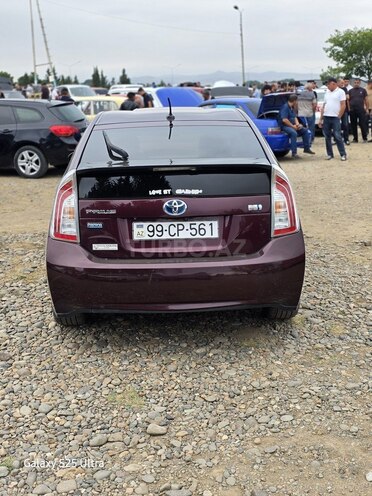Toyota Prius 2013, 256,232 km - 1.8 l - Tovuz