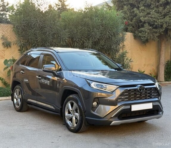 Toyota RAV4 2020, 26,000 km - 2.0 л - Bakı