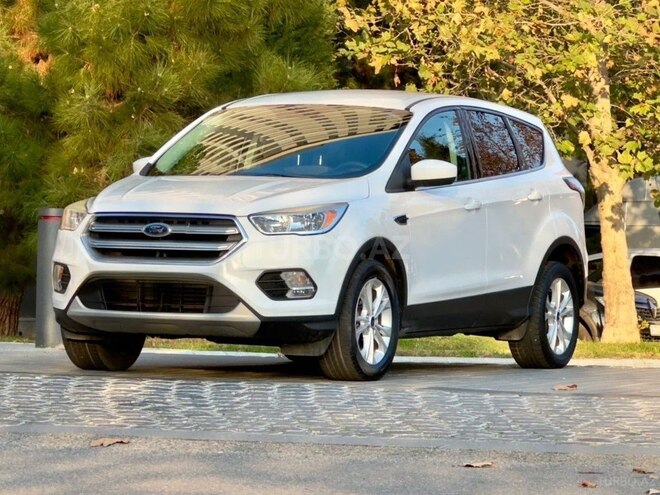 Ford Escape 2017, 217,500 km - 1.5 l - Gəncə