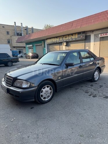 Mercedes C 200 1997, 359,832 km - 2.0 l - Yevlax