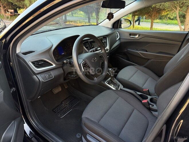 Hyundai Accent 2021, 101,800 km - 1.6 l - Bakı