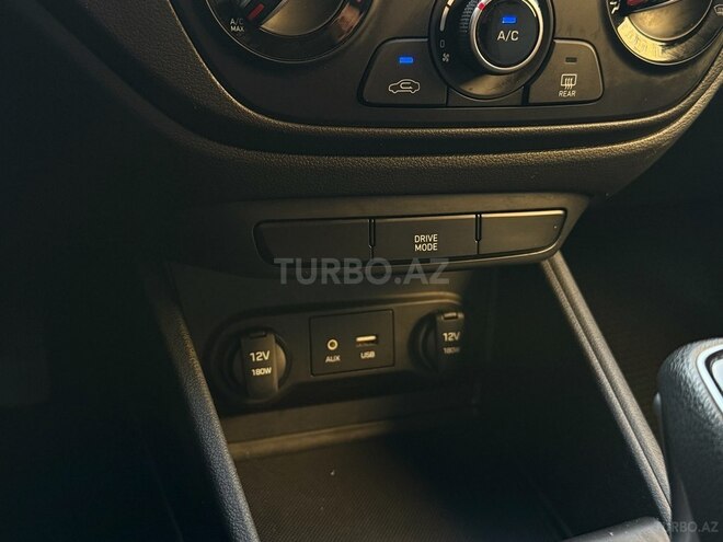 Hyundai Accent 2021, 101,800 km - 1.6 l - Bakı