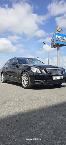 Mercedes E 250 2009, 335,000 km - 2.1 l - Bakı