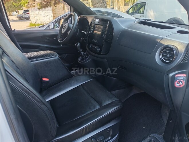 Mercedes  2015, 380,000 km - 2.1 л - Bakı