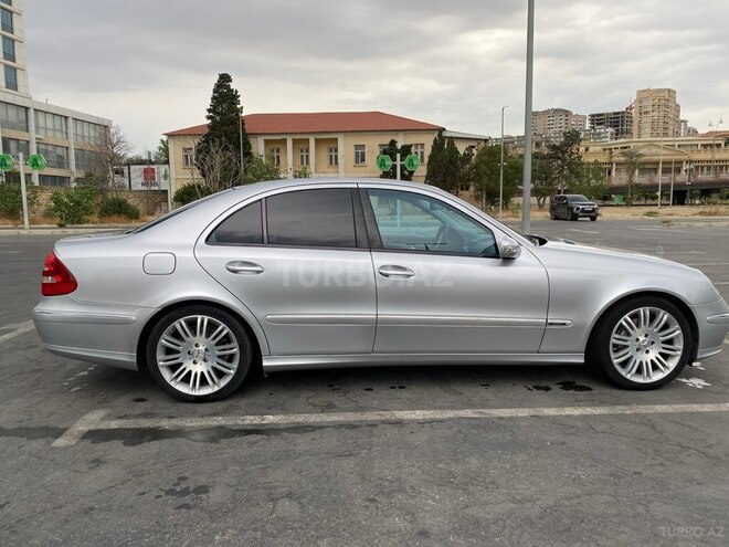 Mercedes E 350 2005, 139,600 km - 3.5 l - Bakı