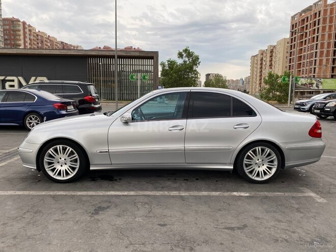 Mercedes E 350 2005, 139,600 km - 3.5 l - Bakı