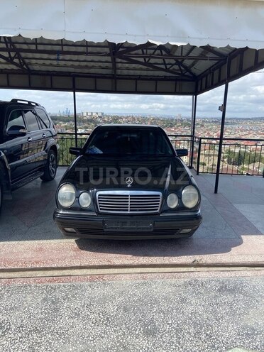 Mercedes E 220 1998, 432,000 km - 2.2 л - Bakı