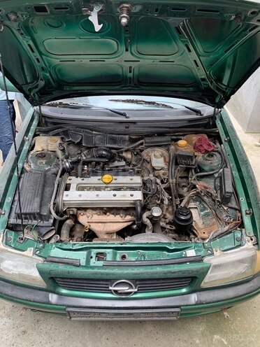 Opel Astra 1997, 223,000 km - 1.8 l - Gəncə