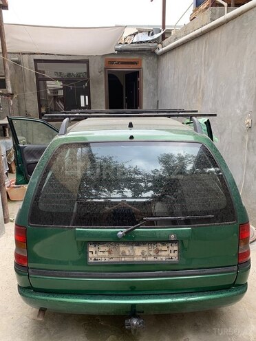 Opel Astra 1997, 223,000 km - 1.8 l - Gəncə
