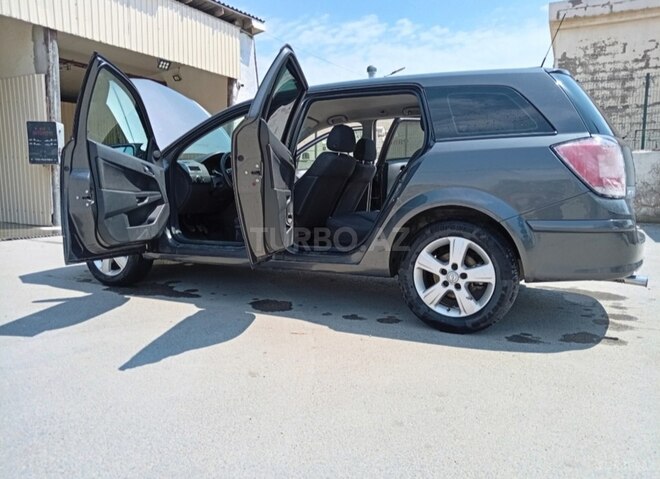 Opel Astra 2010, 292,222 km - 1.4 l - Bakı