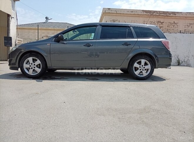 Opel Astra 2010, 292,222 km - 1.4 l - Bakı