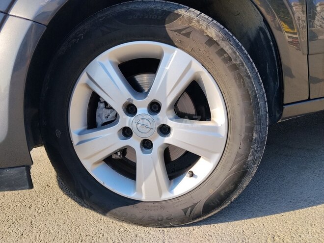 Opel Astra 2010, 292,222 km - 1.4 l - Bakı