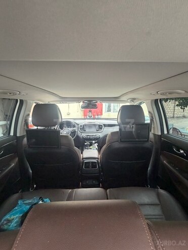 Kia Sorento 2017, 94,500 km - 2.0 l - Quba