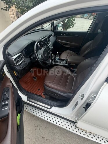 Kia Sorento 2017, 94,500 km - 2.0 l - Quba