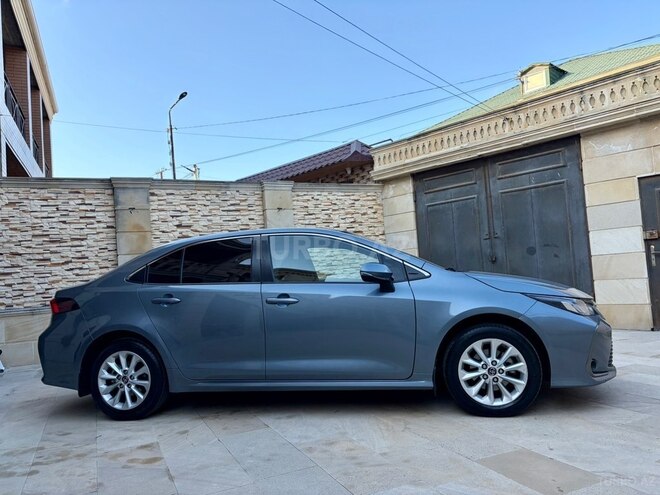 Toyota Corolla 2019, 169,500 km - 1.6 л - Bakı