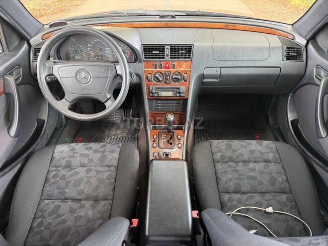 Mercedes C 180 1999, 336,000 km - 1.8 l - Masallı