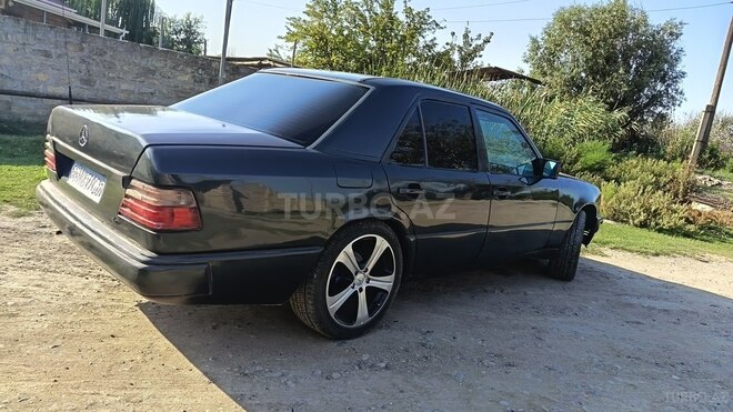 Mercedes 250 D 1991, 133,564 km - 2.5 л - Şirvan