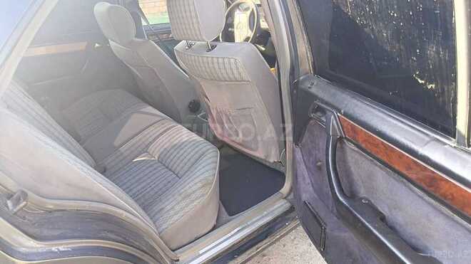 Mercedes 250 D 1991, 133,564 km - 2.5 л - Şirvan