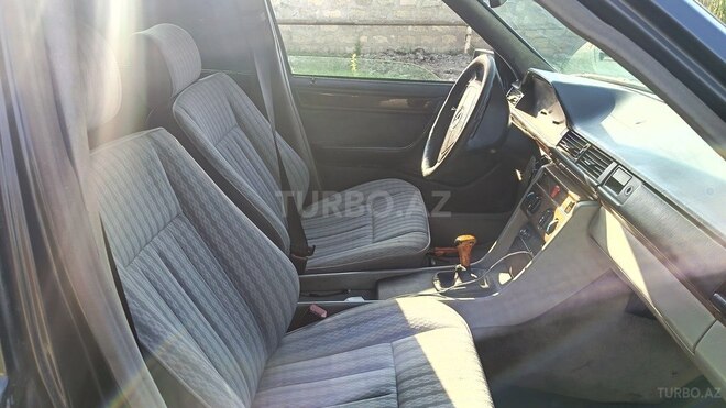 Mercedes 250 D 1991, 133,564 km - 2.5 л - Şirvan