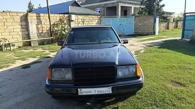 Mercedes 250 D 1991, 133,564 km - 2.5 л - Şirvan
