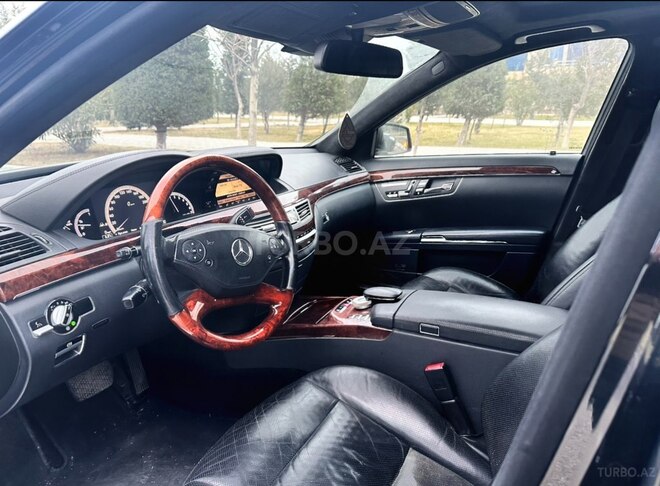 Mercedes S 550 2010, 245,000 km - 5.5 l - Bakı