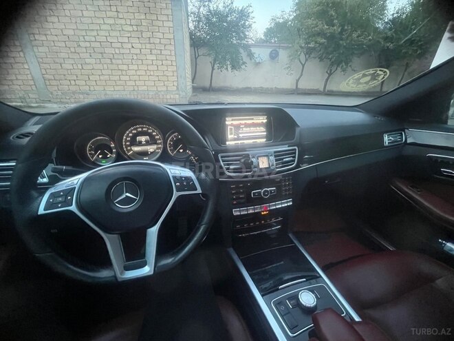 Mercedes E 350 4MATIC 2013, 248,000 km - 3.5 l - Bakı