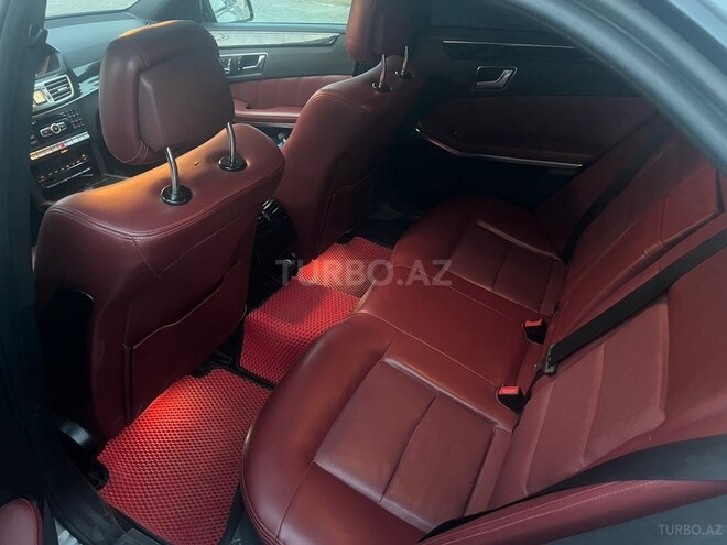 Mercedes E 350 4MATIC 2013, 248,000 km - 3.5 l - Bakı