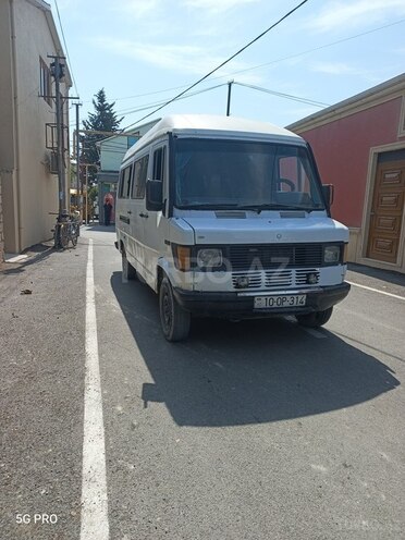 Mercedes 208 D 1991, 366,000 km - 2.3 l - Bakı